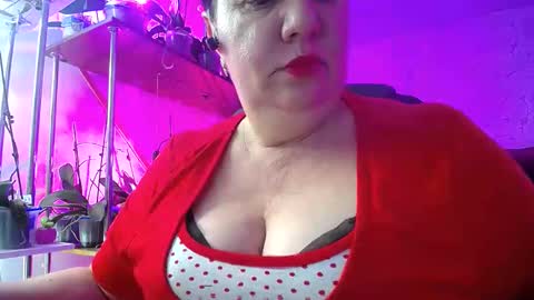 Lady Gloria online show from December 30, 2024, 1:47 pm