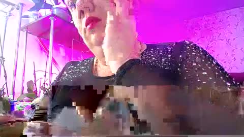 Lady Gloria online show from January 1, 2025, 12:44 pm