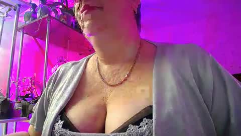 Lady Gloria online show from February 27, 2025, 4:31 am