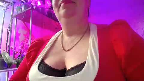 Lady Gloria online show from March 9, 2025, 3:16 pm