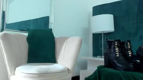 Snapshot of lady_godss chatting on December 29, 2024, 4:27 am Lady godss online show from December 29, 2024, 4:27 am