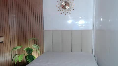 Snapshot of lady_jedyy chatting on December 5, 2025, 2:20 am online show from December 5, 2025, 2:20 am