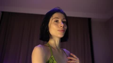 lady_nicolett online show from November 26, 2025, 12:22 am