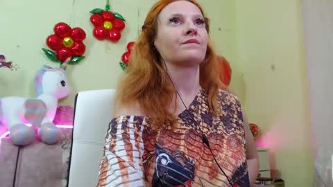 Sima Ladybigsmile online show from February 22, 2025, 6:52 pm