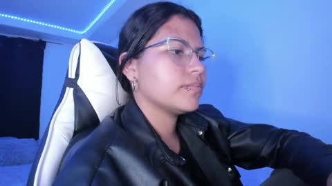  Lady  online show from February 27, 2025, 3:25 am