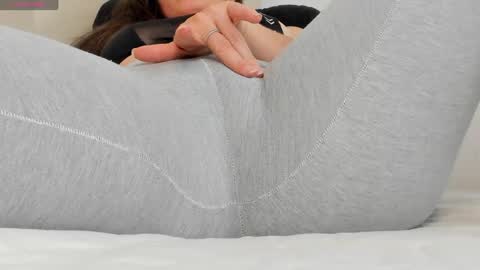 Snapshot of ladydanna chatting on December 9, 2024, 2:06 pm Danna................. online show from December 9, 2024, 2:06 pm