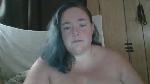 Snapshot of ladylynn13 chatting on September 27, 2025, 4:45 pm LadyLynn13 online show from September 27, 2025, 4:45 pm