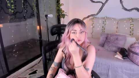 Snapshot of ladysweetts chatting on November 15, 2025, 4:32 am Lady online show from November 15, 2025, 4:32 am