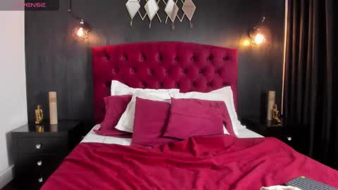 Snapshot of laia_jonees chatting on November 18, 2025, 12:31 pm Laia online show from November 18, 2025, 12:31 pm