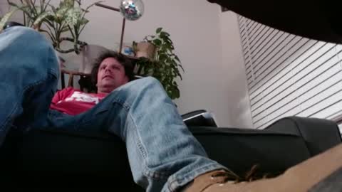 Snapshot of laidback_and_chill chatting on December 15, 2024, 4:18 am Rick online show from December 15, 2024, 4:18 am