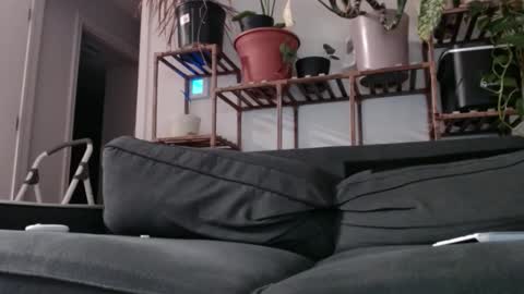 Snapshot of laidback_and_chill chatting on December 21, 2024, 3:58 am Rick online show from December 21, 2024, 3:58 am