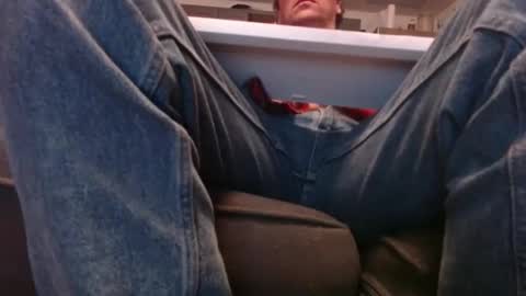 Snapshot of laidback_and_chill chatting on October 31, 2025, 12:11 am Rick online show from October 31, 2025, 12:11 am