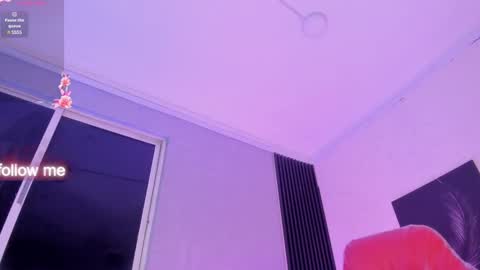 Snapshot of laiilybell chatting on January 15, 2025, 12:58 pm laiily bell online show from January 15, 2025, 12:58 pm