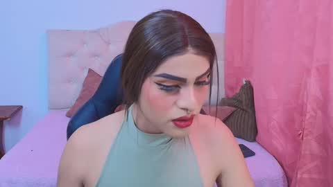 Camila online show from October 30, 2025, 5:31 am