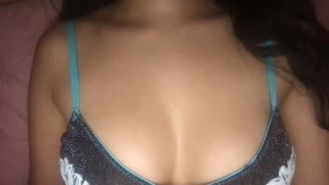 Snapshot of lailayousef chatting on January 5, 2025, 6:02 am Laila Yousef online show from January 5, 2025, 6:02 am