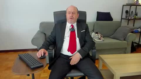 Snapshot of lajose52 chatting on October 23, 2025, 7:12 pm lajose52 online show from October 23, 2025, 7:12 pm