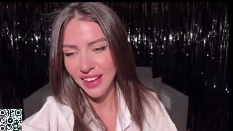 Ellina online show from December 6, 2024, 9:24 pm