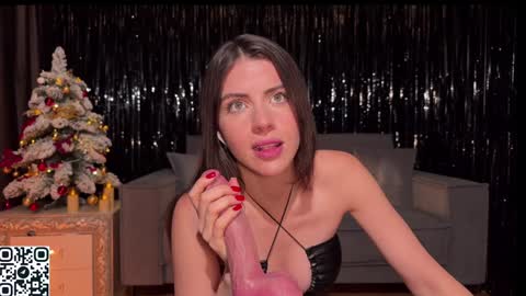 Ellina online show from December 22, 2024, 3:11 am