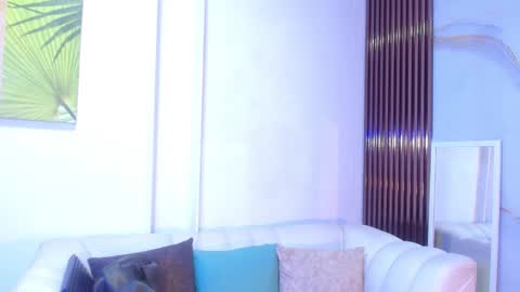 Snapshot of laly_cherry_ chatting on October 9, 2025, 12:25 pm Laura online show from October 9, 2025, 12:25 pm