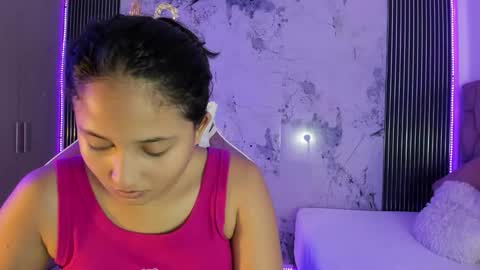 Snapshot of laly_cherry_ chatting on October 16, 2025, 12:17 pm Laura online show from October 16, 2025, 12:17 pm