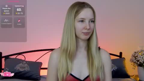 Liana online show from November 11, 2025, 9:04 pm