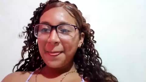 Lana online show from December 19, 2025, 5:20 pm