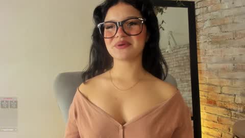 Snapshot of lana_beket_ chatting on January 20, 2025, 12:07 pm Lana online show from January 20, 2025, 12:07 pm