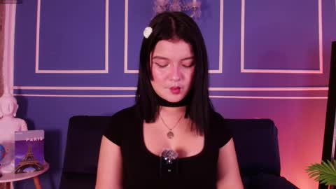 Snapshot of lana_beket_ chatting on November 2, 2025, 11:23 am Lana online show from November 2, 2025, 11:23 am