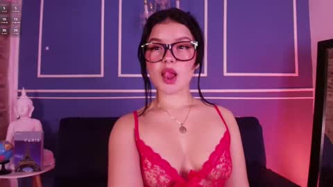 Snapshot of lana_beket_ chatting on November 25, 2025, 11:21 am Lana online show from November 25, 2025, 11:21 am