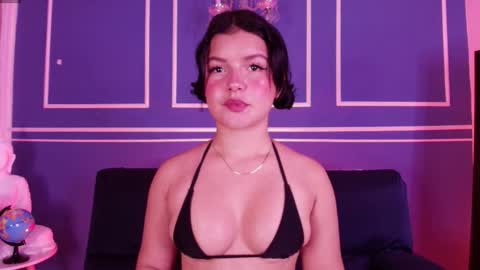 Snapshot of lana_beket_ chatting on December 3, 2025, 11:19 am Lana online show from December 3, 2025, 11:19 am