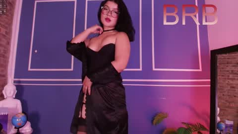 Snapshot of lana_beket_ chatting on December 14, 2025, 11:37 am Lana online show from December 14, 2025, 11:37 am