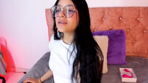 Snapshot of lana_dol chatting on January 15, 2025, 1:09 pm ... . . ... online show from January 15, 2025, 1:09 pm