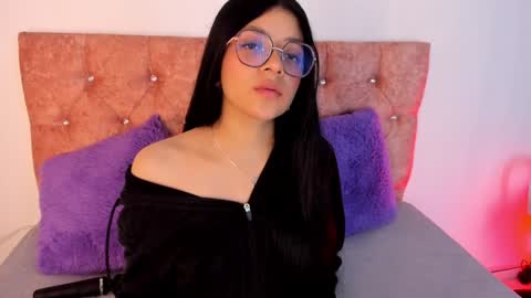 Snapshot of lana_dol chatting on February 3, 2025, 12:14 pm ... . . ... online show from February 3, 2025, 12:14 pm