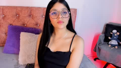 Snapshot of lana_dol chatting on February 4, 2025, 12:11 pm ... . . ... online show from February 4, 2025, 12:11 pm