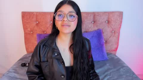 Snapshot of lana_dol chatting on February 8, 2025, 1:01 pm ... . . ... online show from February 8, 2025, 1:01 pm