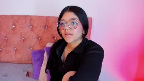 Snapshot of lana_dol chatting on February 10, 2025, 3:32 pm ... . . ... online show from February 10, 2025, 3:32 pm