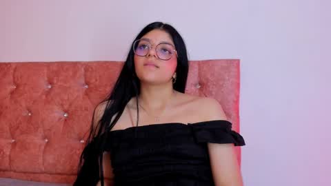 Snapshot of lana_dol chatting on February 22, 2025, 6:19 pm ... . . ... online show from February 22, 2025, 6:19 pm