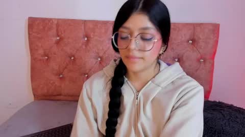 Snapshot of lana_dol chatting on February 25, 2025, 6:20 pm ... . . ... online show from February 25, 2025, 6:20 pm