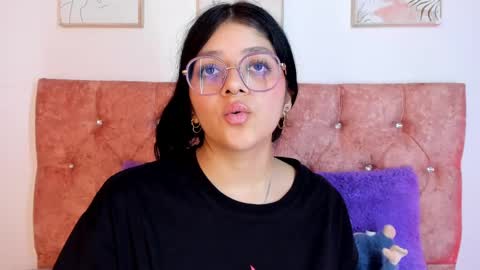 Snapshot of lana_dol chatting on March 10, 2025, 6:01 pm ... . . ... online show from March 10, 2025, 6:01 pm