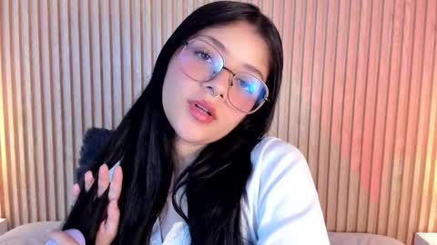 Snapshot of lana_dol chatting on September 25, 2025, 12:09 pm ... . . ... online show from September 25, 2025, 12:09 pm