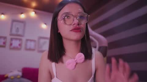 Lana online show from November 13, 2025, 10:19 pm