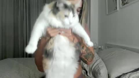 Snapshot of lana_inked chatting on October 4, 2025, 8:18 pm Lana online show from October 4, 2025, 8:18 pm