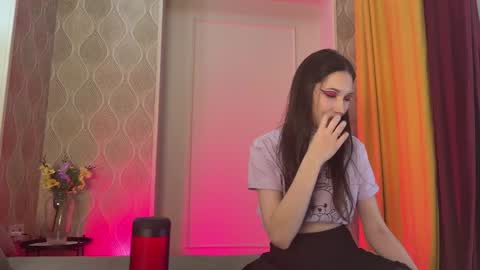 Snapshot of lana_say chatting on December 17, 2024, 8:32 pm LANA Schedule in BIO online show from December 17, 2024, 8:32 pm