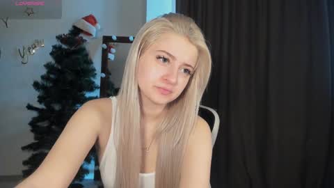 Snapshot of lana_younes chatting on February 13, 2025, 9:51 am Lana online show from February 13, 2025, 9:51 am