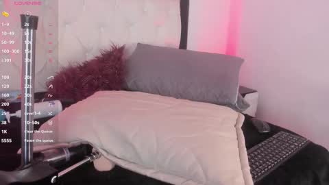 Lana online show from October 26, 2025, 5:30 pm