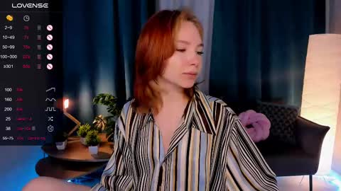 Snapshot of lanablu_ chatting on March 3, 2025, 5:20 am Lana online show from March 3, 2025, 5:20 am