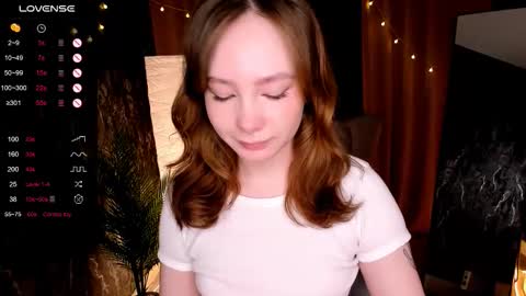 Snapshot of lanablu_ chatting on September 30, 2025, 2:27 am Lana online show from September 30, 2025, 2:27 am