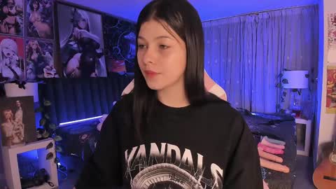 Snapshot of lanakyutt chatting on January 30, 2025, 1:22 am L A N A online show from January 30, 2025, 1:22 am