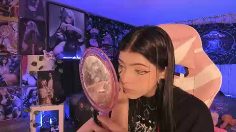 Snapshot of lanakyutt chatting on February 22, 2025, 6:39 am L A N A online show from February 22, 2025, 6:39 am