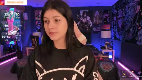 Snapshot of lanakyutt chatting on November 28, 2025, 1:03 pm L A N A online show from November 28, 2025, 1:03 pm